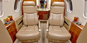 Learjet 40 light jet view 3 for Dallas charter