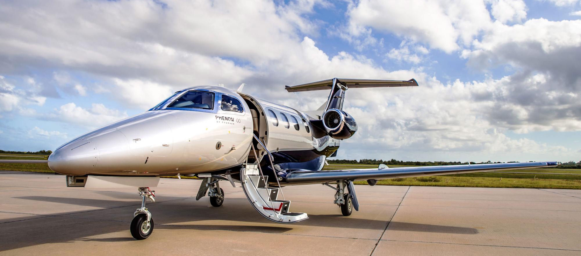 Embraer Phenom 100